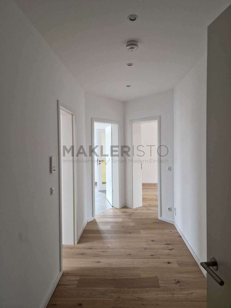Wohnung zum Mieten in Böhlen 1.050 € 98 m²