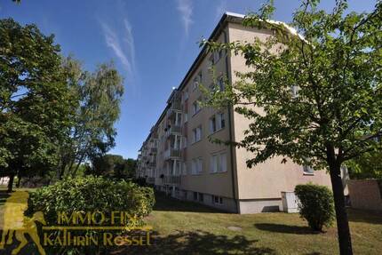 Wohnung Weißwasser - 4 Zimmer, 69 m&sup2;, 65.000&euro; | Angebot:25701068