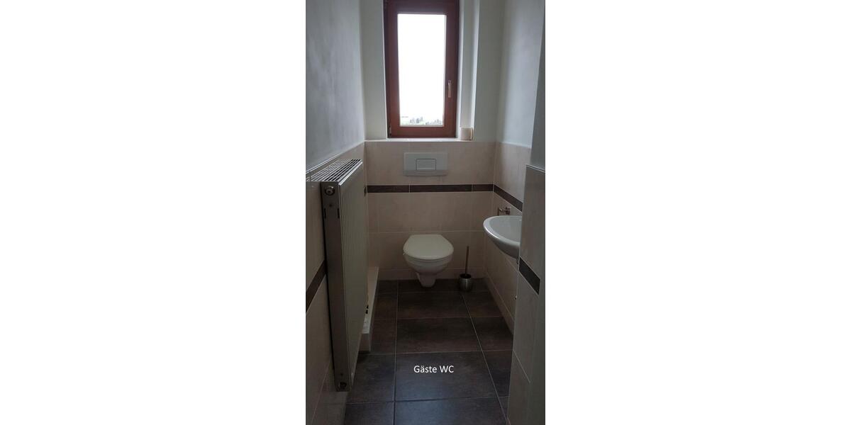 Etagenwohnung Crimmitschau - 5 Zimmer, 120 m&sup2;, 600&euro; | Angebot:26346511