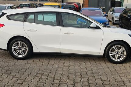 Ford Focus 105.930 km 11.950 &euro; Nufringen/Stuttgart 71154