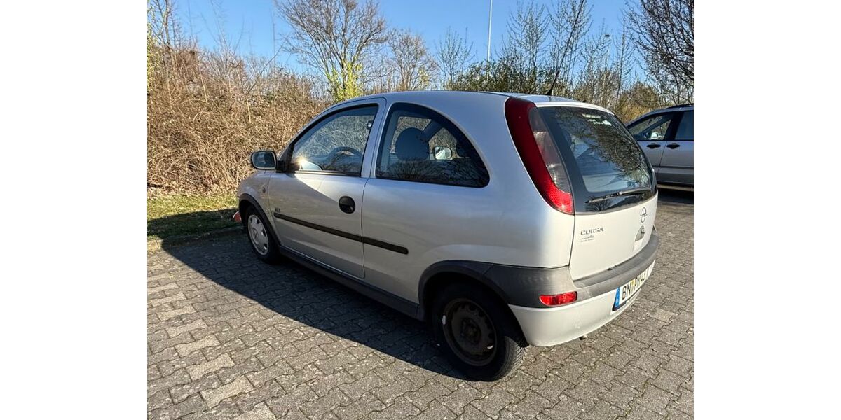 Opel Corsa 97.000 km 2.200 &euro; Bonn 53123