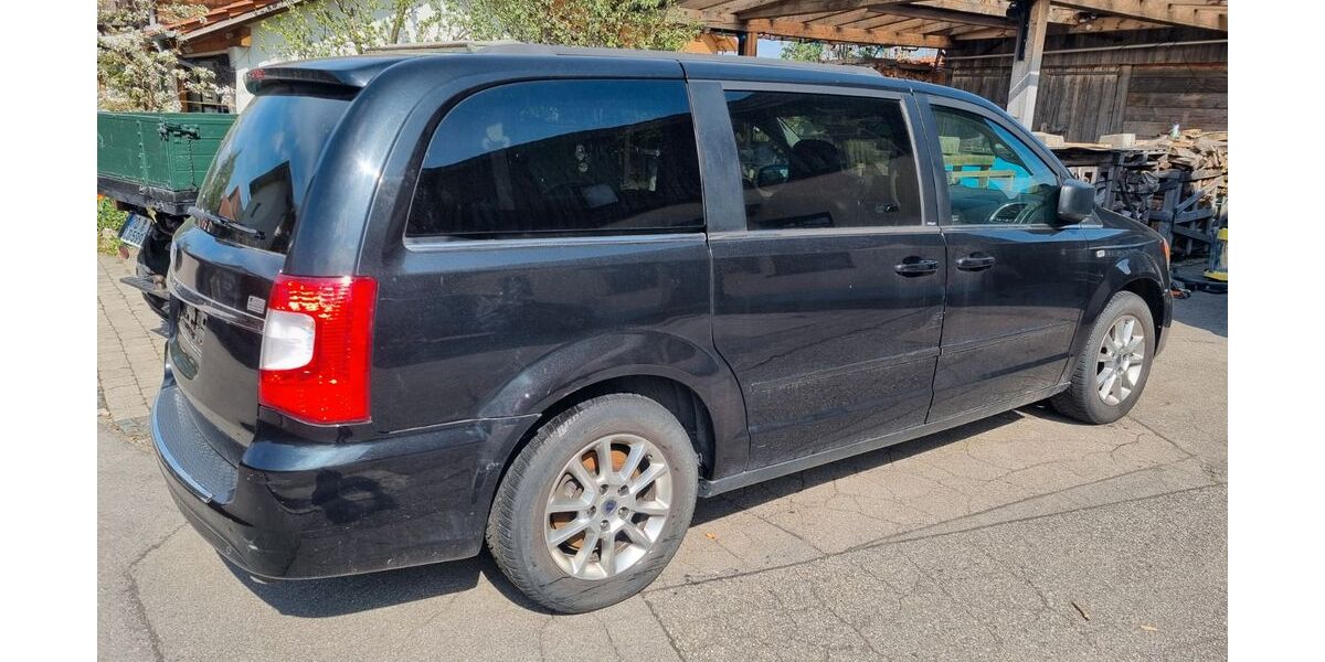 Lancia Voyager 189.000 km 4.050 &euro; Bad Feilnbach 83075