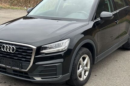Audi Q2 92.900 km 17.450 &euro; Bad Urach 72574