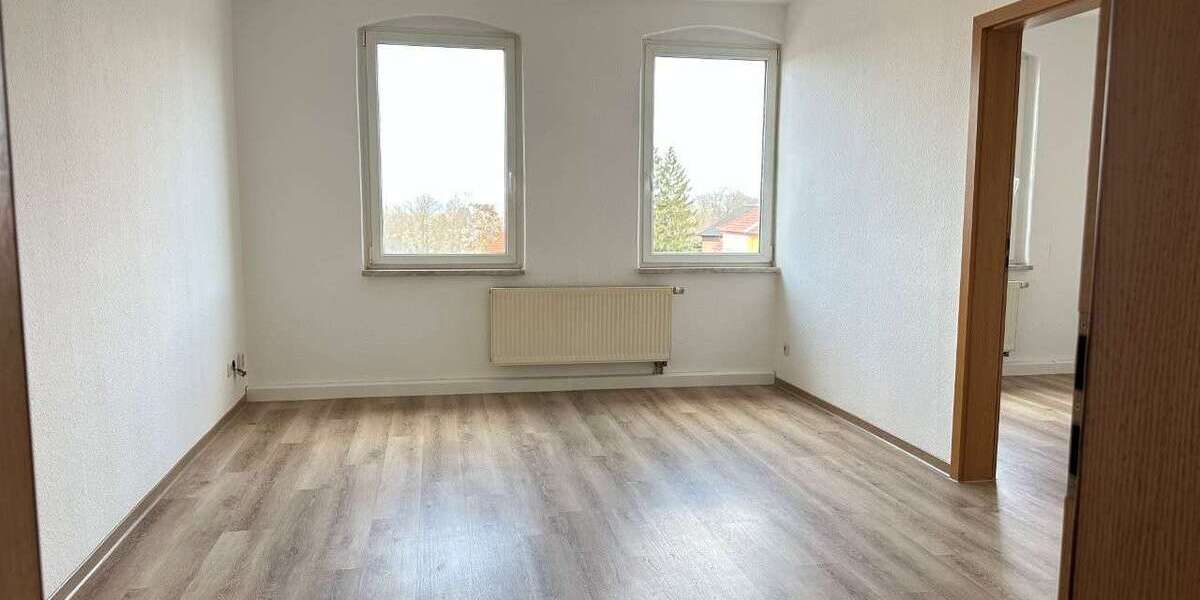 7-Familienhaus mit hoher Mietrendite - Anlageobjekt Pößneck | Angebot:25986756