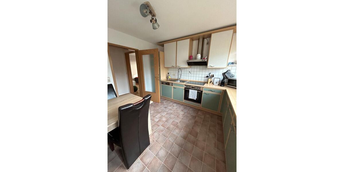 Schöne Dachgeschosswohnung in FrankenbergEder 2 zimmer