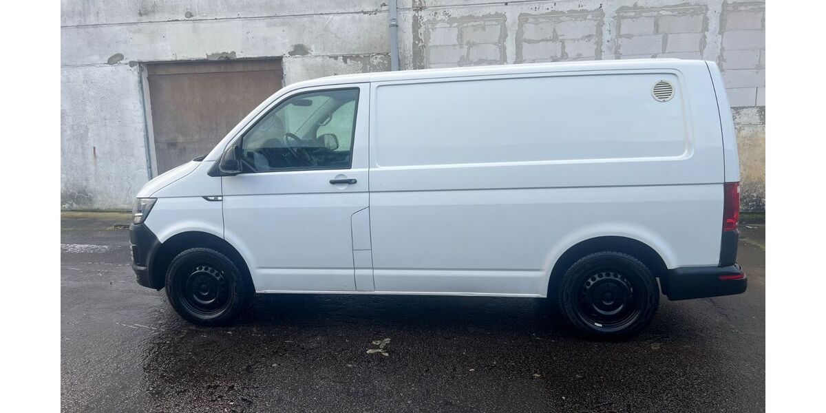 VW T6 Transporter 156.639 km 14.100 &euro; Warsow 19075