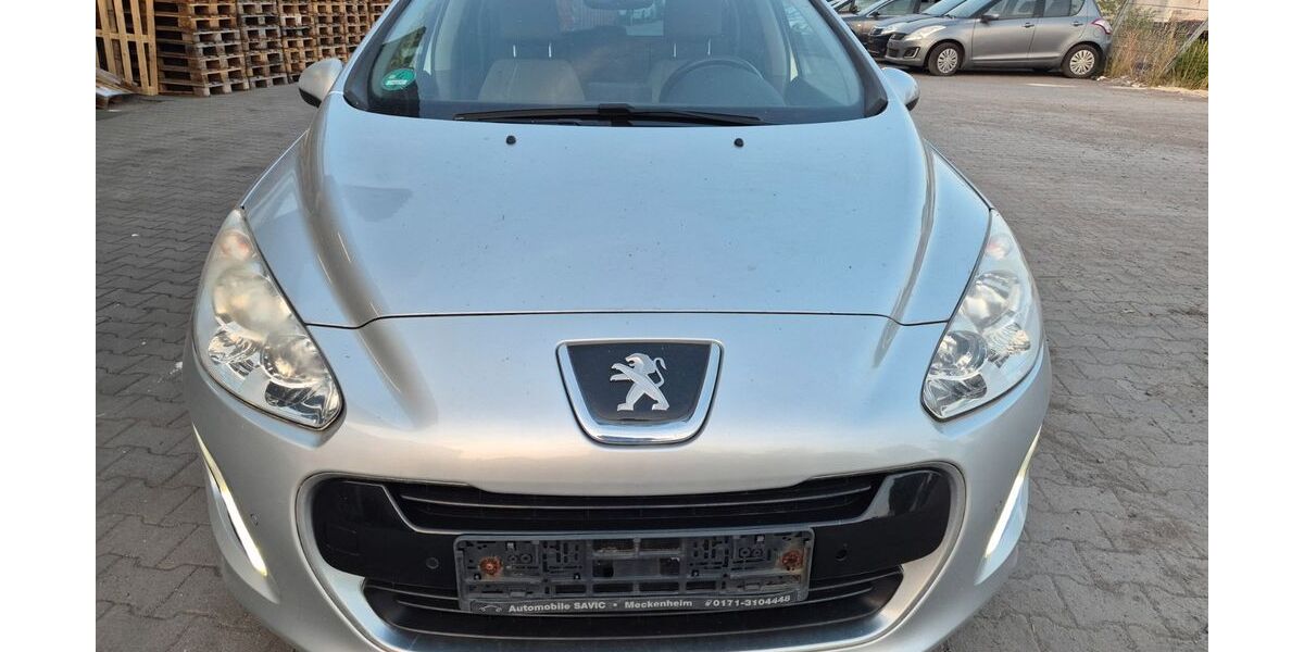 Peugeot 308 112.453 km 4.950 &euro; Dietzenbach 63128