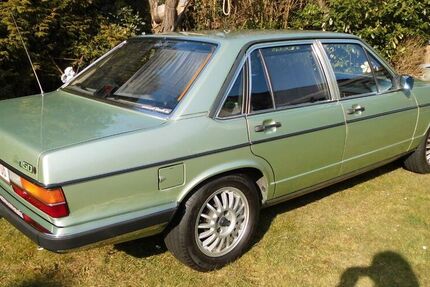 Audi 100