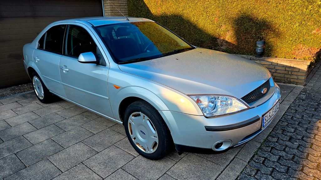 Ford Mondeo 98.300 km 3.900 &euro; Schmelz 66839