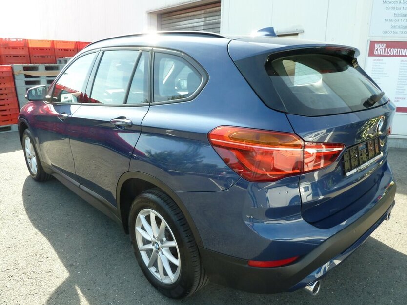BMW X1 X drive18 D Avantage Sportsitzei AHK PDC DAB 188.000 km 16.800 € Ratingen 40885