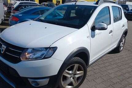Dacia Sandero 178.000 km 4.250 &euro; Ludwigsburg 71642