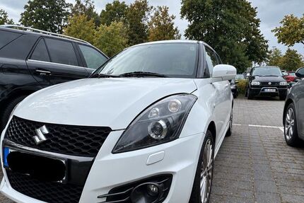 Suzuki Swift 205.000 km 5.000 &euro; Luckau 15230