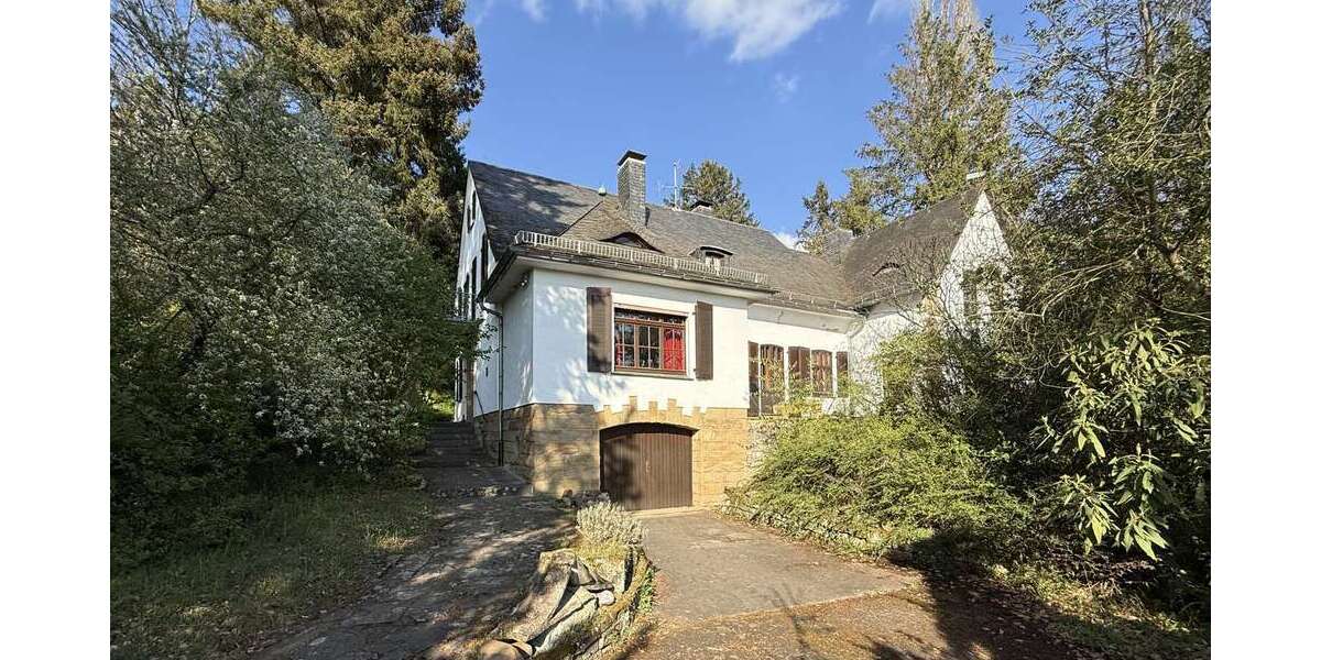 Einfamilienhaus Bad Sobernheim - 8 Zimmer, 250 m&sup2;, 469.000&euro; | Angebot:26342090