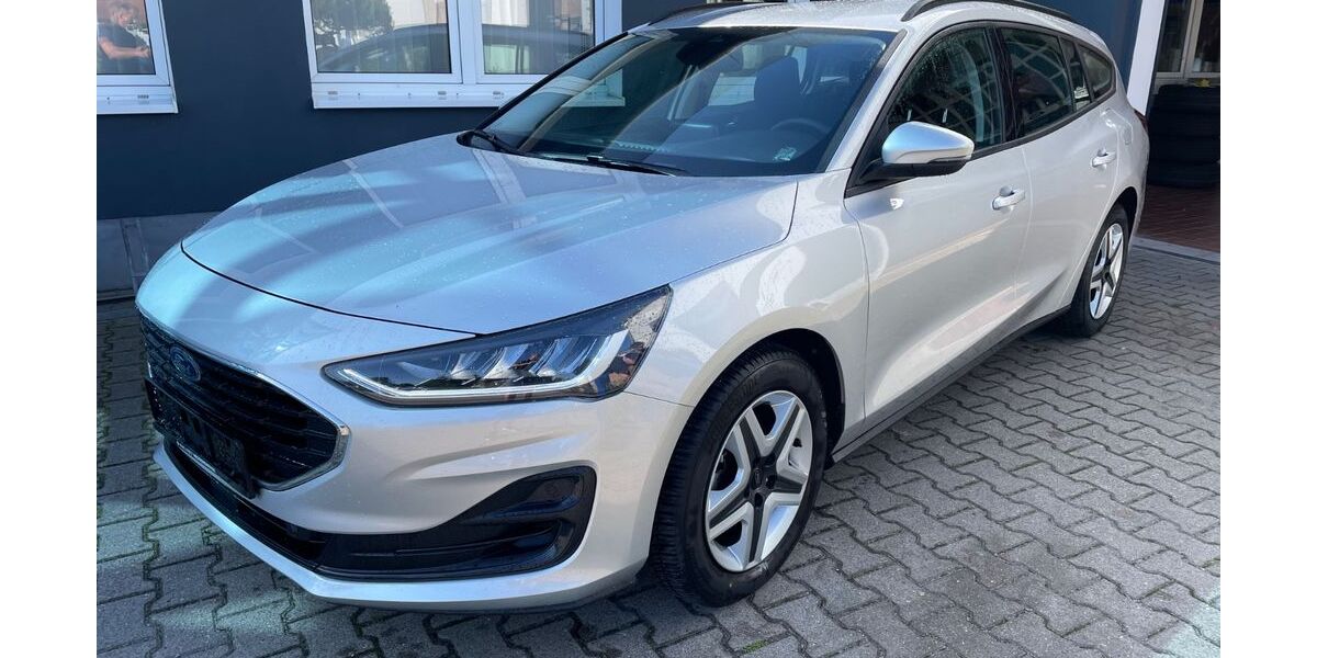 Ford Focus 3.899 km 19.899 &euro; Leuna 06237