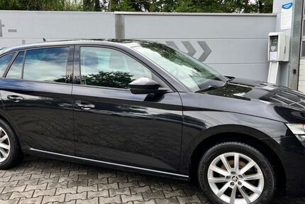 Skoda Scala 71.000 km 13.990 &euro; Schnaittenbach 92253