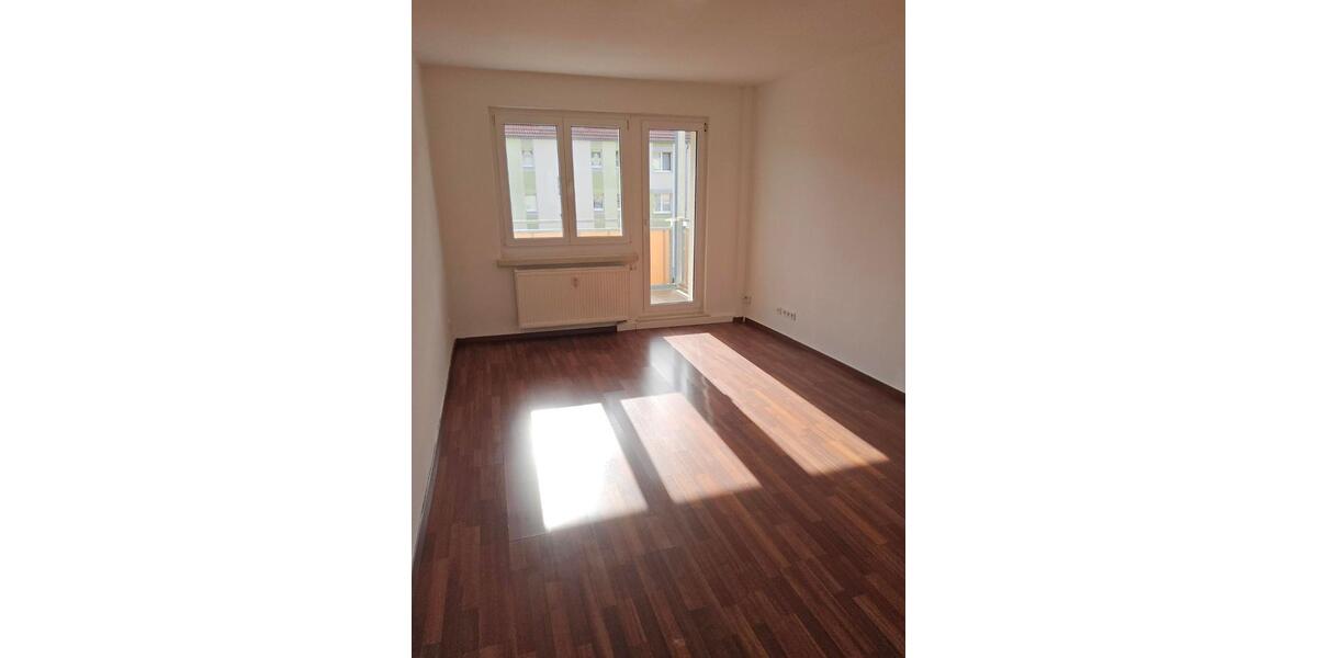 Etagenwohnung An der Schmücke - 3 Zimmer, 59 m&sup2;, 350&euro; | Angebot:23530079