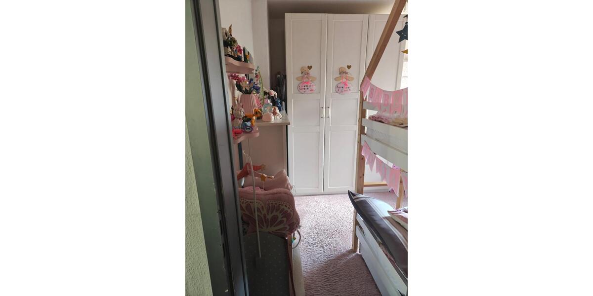 Dachgeschoßwohnung Kreuztal - 2.5 Zimmer, 68 m&sup2;, 139.000&euro; | Angebot:26266043