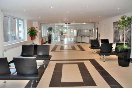 Büro in Steinbach (Taunus) 599 € 38 m² zimmer