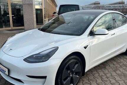 Tesla Model 3 53.300 km 25.840 &euro; Eilenburg 04838