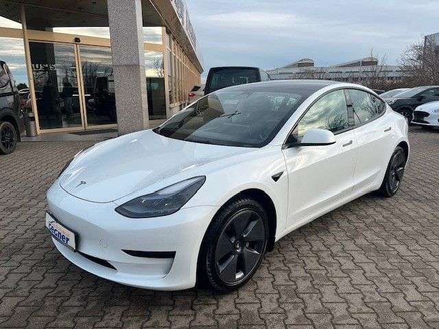 Tesla Model 3 53.300 km 25.840 &euro; Eilenburg 04838