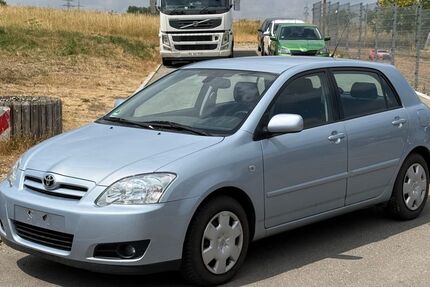 Toyota Corolla 68.000 km 4.250 &euro; Dotternhausen 72359