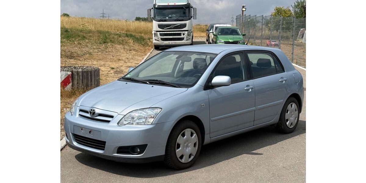 Toyota Corolla 68.000 km 4.250 &euro; Dotternhausen 72359
