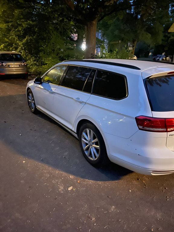 VW Passat 304.000 km 10.500 € Hamburg 22547
