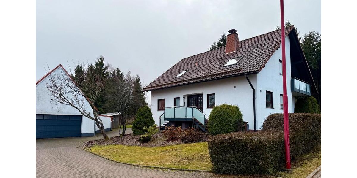 Einfamilienhaus in 98634 Frankenheim zur Miete (200qm, 1200€+NK) 11 zimmer