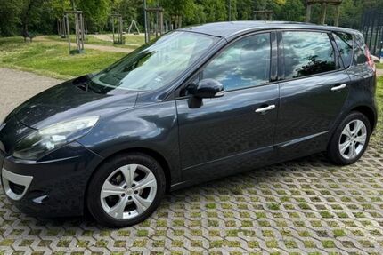 Renault Scenic 164.800 km 4.000 &euro; Oberhausen 46147