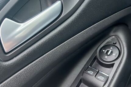 Ford Kuga 30.000 km 17.999 &euro; Worms 67547