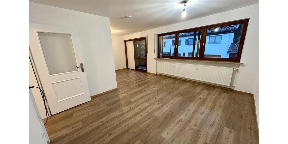 Etagenwohnung Hausham - 2 Zimmer, 63 m&sup2;, 900&euro; | Angebot:26131543