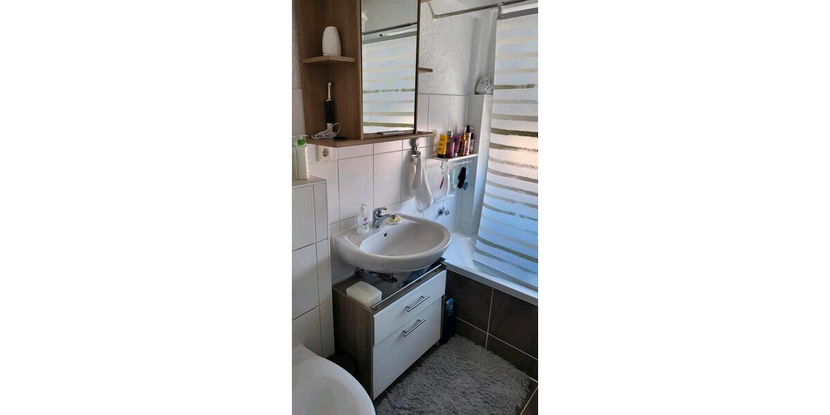 Etagenwohnung Plochingen - 3 Zimmer, 61 m&sup2;, 175.000&euro; | Angebot:27076258