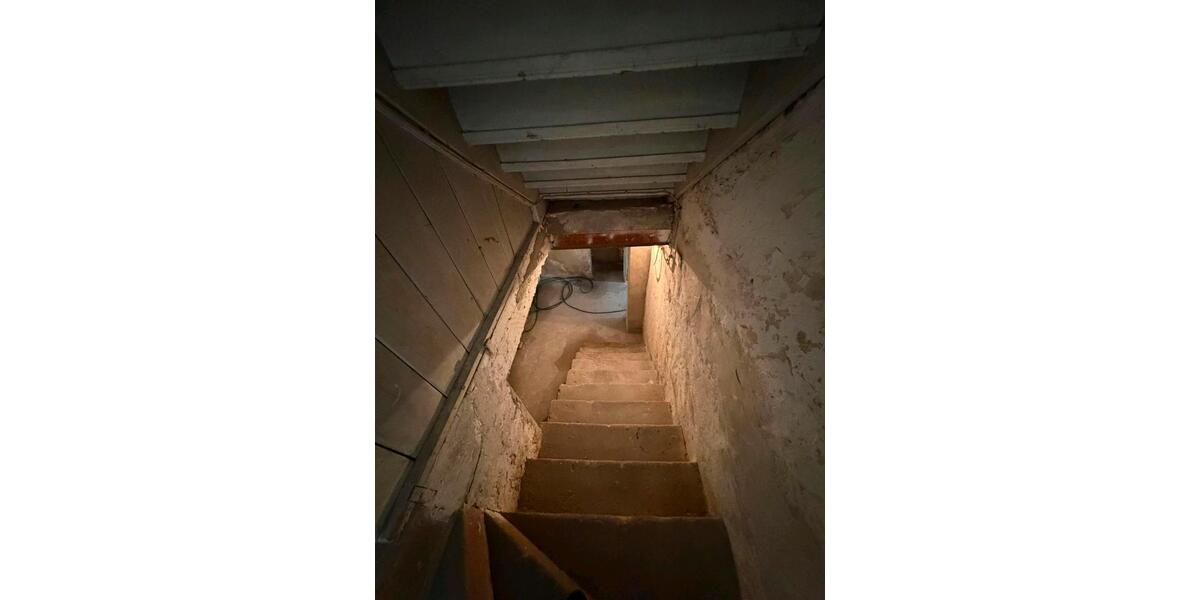Mehrfamilienhaus, Wohnhaus Osthofen - 9 Zimmer, 201 m&sup2;, 310.000&euro; | Angebot:27063990
