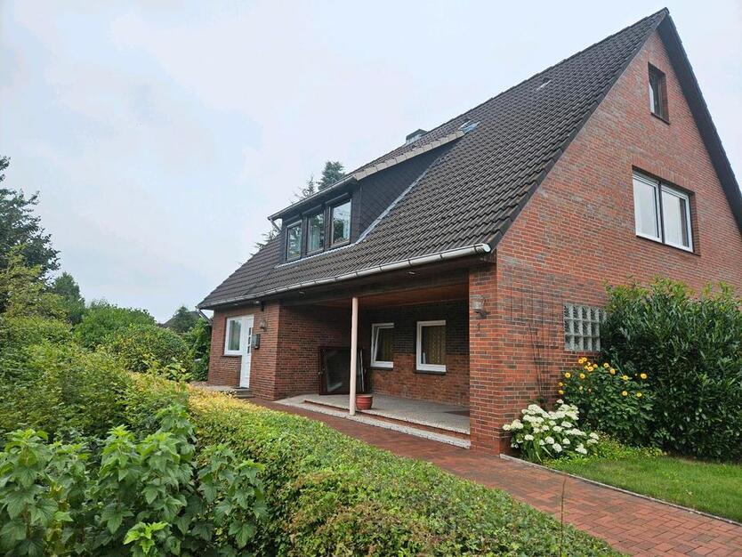 Einfamilienhaus mit EinliegerWohnung