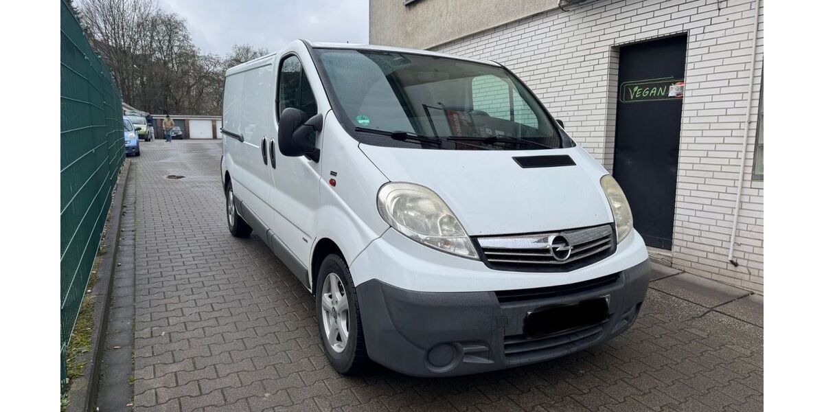 Opel Vivaro 248.000 km 4.500 &euro; Essen 45143