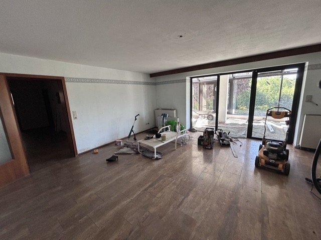 Einfamilienhaus Blieskastel - 12 Zimmer, 260 m&sup2;, 344.000&euro; | Angebot:27126800