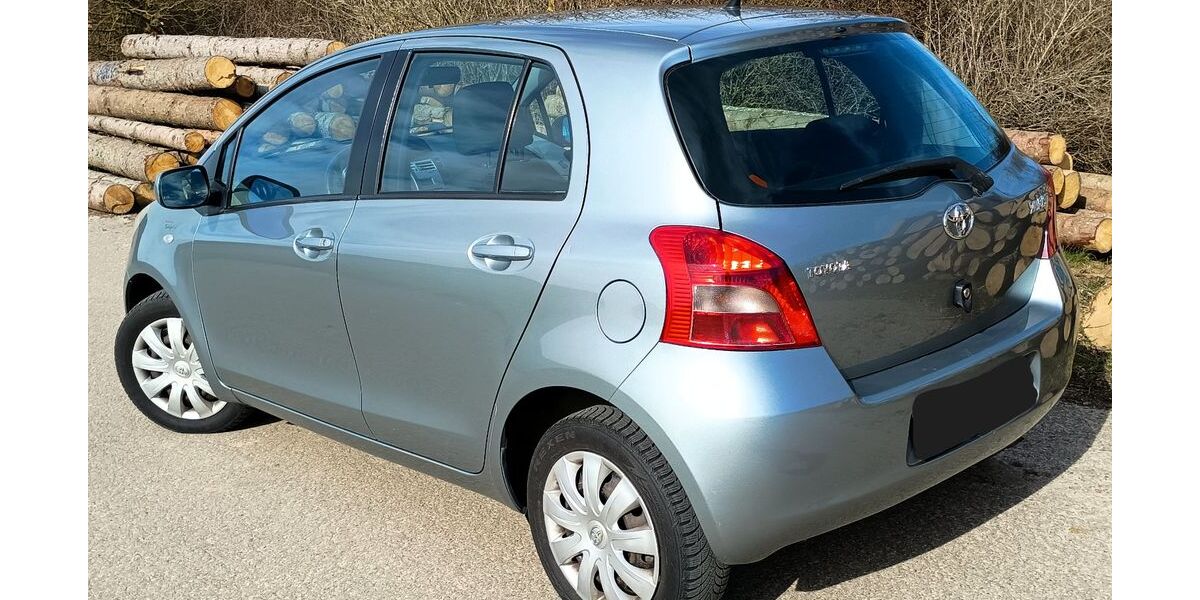 Toyota Yaris 183.000 km 3.500 &euro; Tapfheim 86660