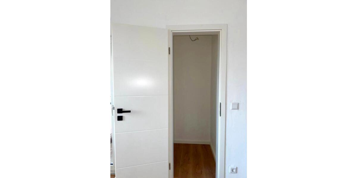 Etagenwohnung Ludwigshafen am Rhein Parkinsel - 3 Zimmer, 64 m&sup2;, 900&euro; | Angebot:25989176