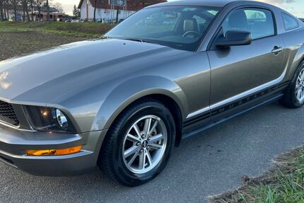 Ford Mustang 82.000 km 9.999 € Rossdorf 64380