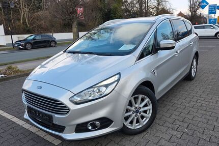 Ford S-Max 60.000 km 17.300 &euro; Salzkotten 33154