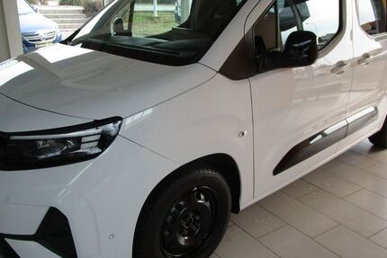 Opel Combo Life 4.200 km 28.785 &euro; Artern 06556