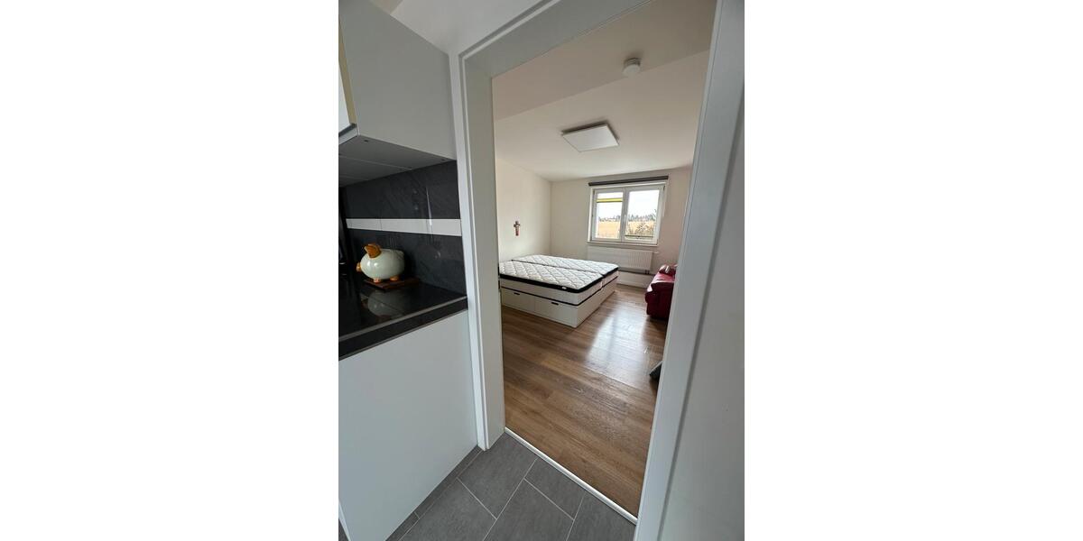 Dachgeschoßwohnung Erfurt Hochheim - 2 Zimmer, 52 m&sup2;, 600&euro; | Angebot:25561210