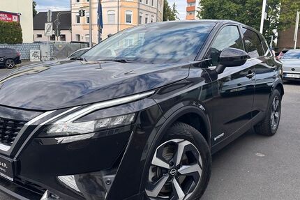 Nissan Qashqai 15.600 km 26.299 &euro; Siegburg 53721