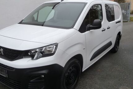 Peugeot Partner 84.256 km 16.990 &euro; Fürth 90768