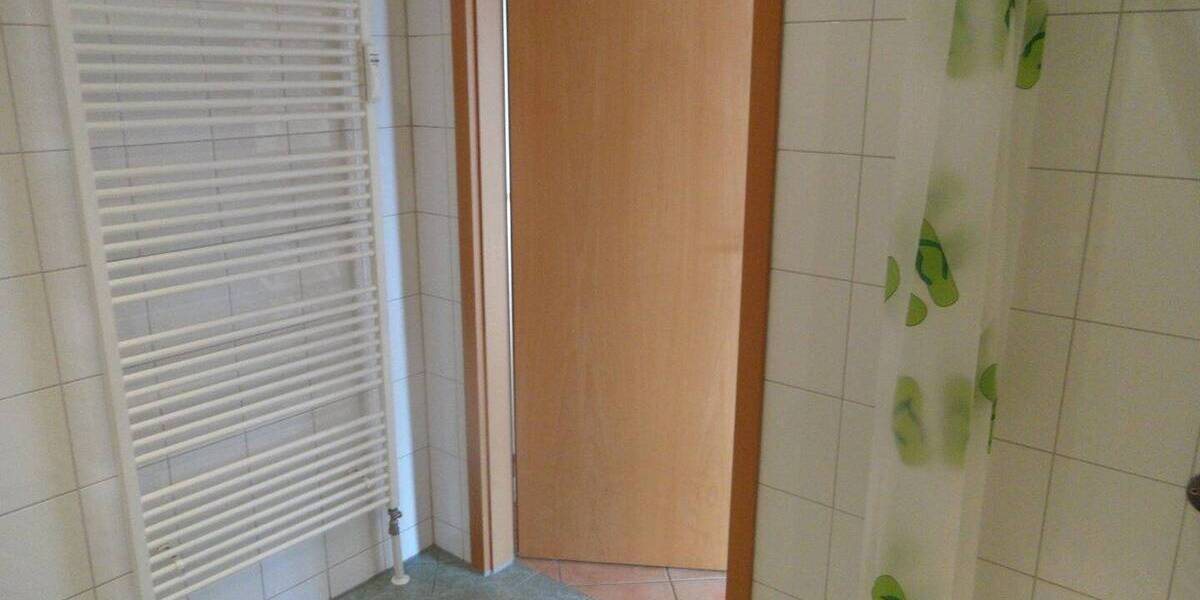 Etagenwohnung Zwickau Bahnhofsvorstadt - 1 Zimmer, 42 m&sup2;, 42.000&euro; | Angebot:25747134