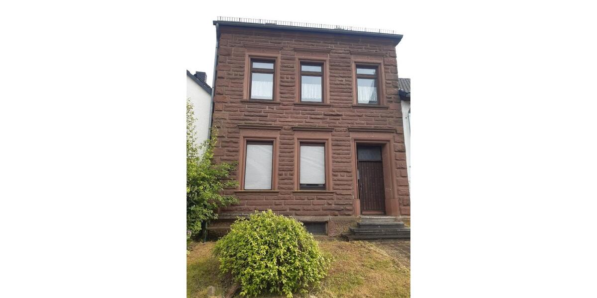 Reihenhaus Walsdorf - 7 Zimmer, 136 m&sup2;, 148.000&euro; | Angebot:26710597