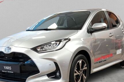 Toyota Yaris 2.500 km 25.380 &euro; Pirna 01796