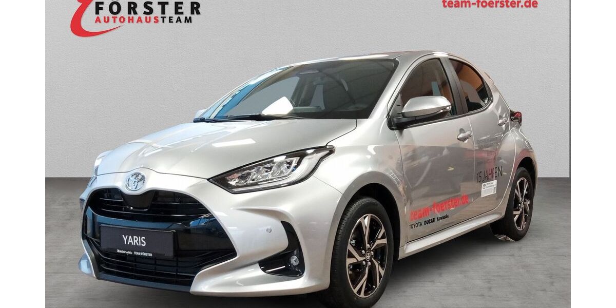 Toyota Yaris 2.500 km 25.380 &euro; Pirna 01796