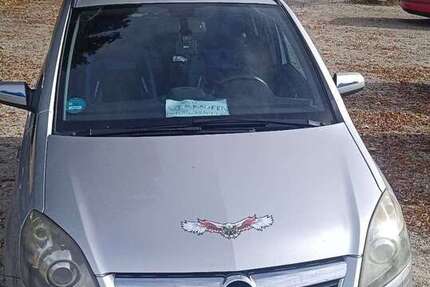 Opel Zafira 215.215 km 3.500 € Polling 84570