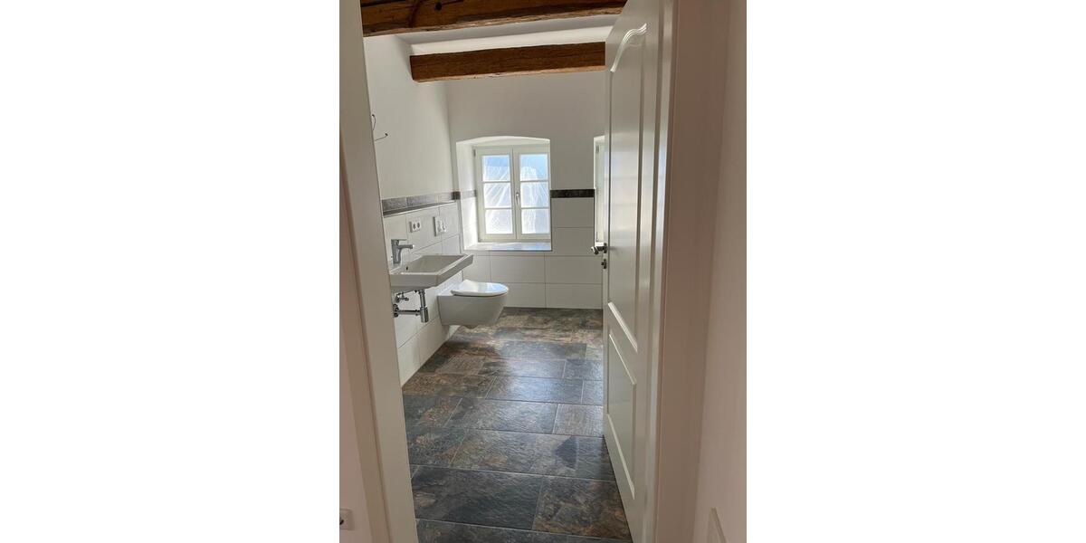 Reihenhaus Pirna - 5 Zimmer, 195 m&sup2;, 2.340&euro; | Angebot:25372343